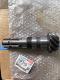7P106-51210 SHAFT, GEAR. (KRL-160)