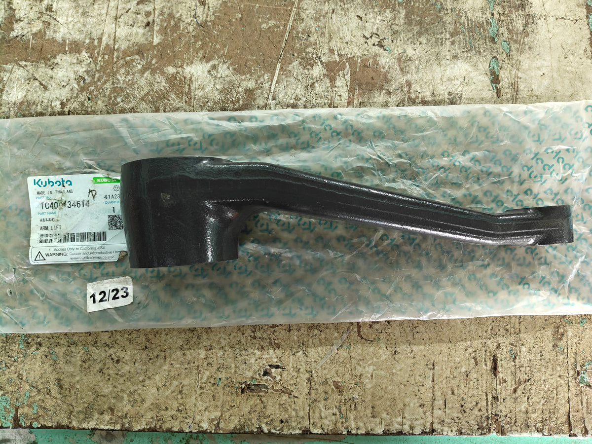 TC402-34614 ARM, LIFT.  (L-3608)