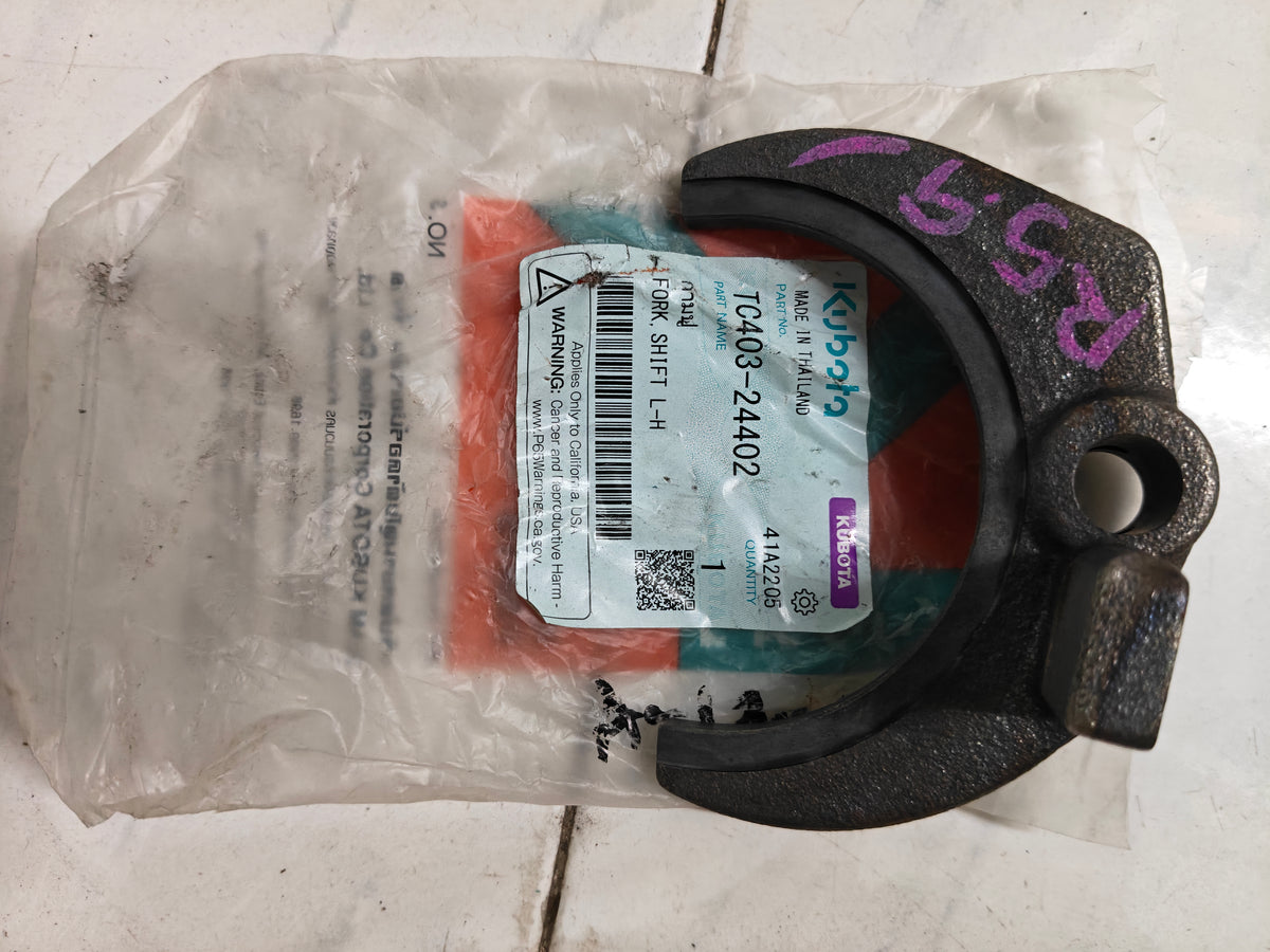 TC403-24402 FORK, SHIFT L-H  (L-5018)