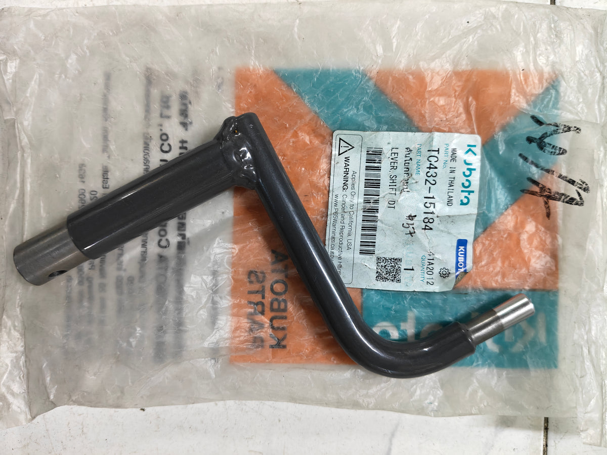 TC432-15184 LEVER, SHIFT DT  (L-5018)