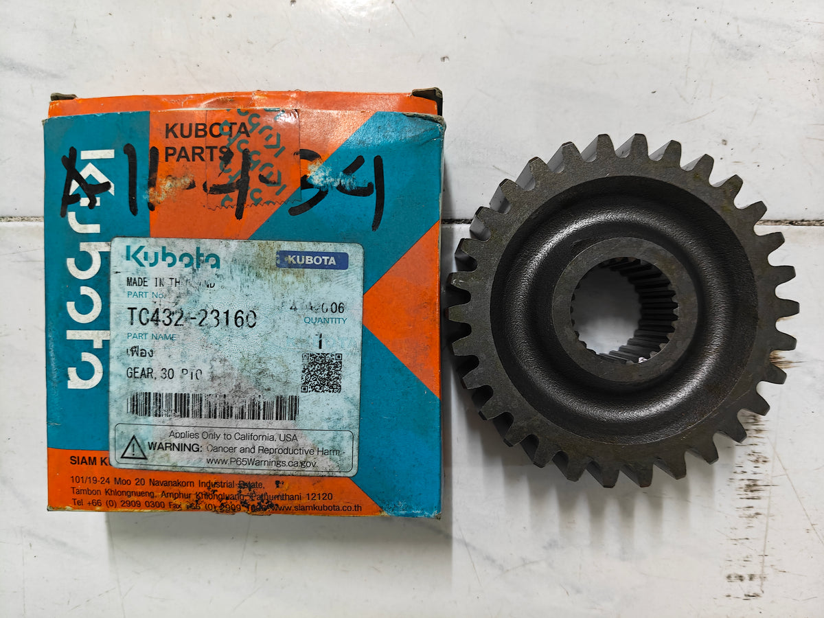 TC432-23160 GEAR 30, PTO.