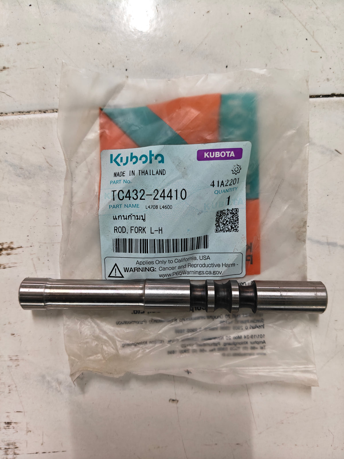 TC432-24410 ROD, FORK L-H (L-5018)